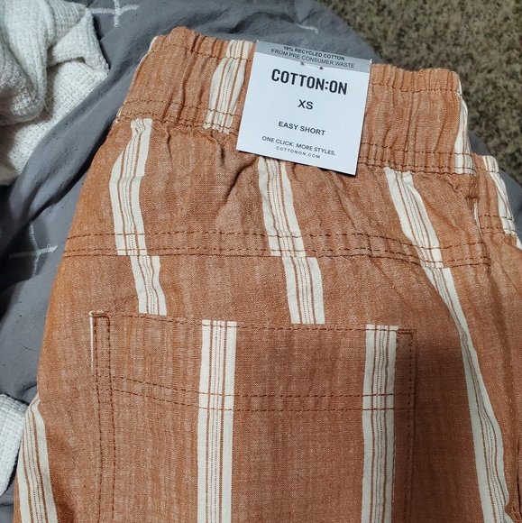 Mens cotton on easy shorts - Picture 2 of 4